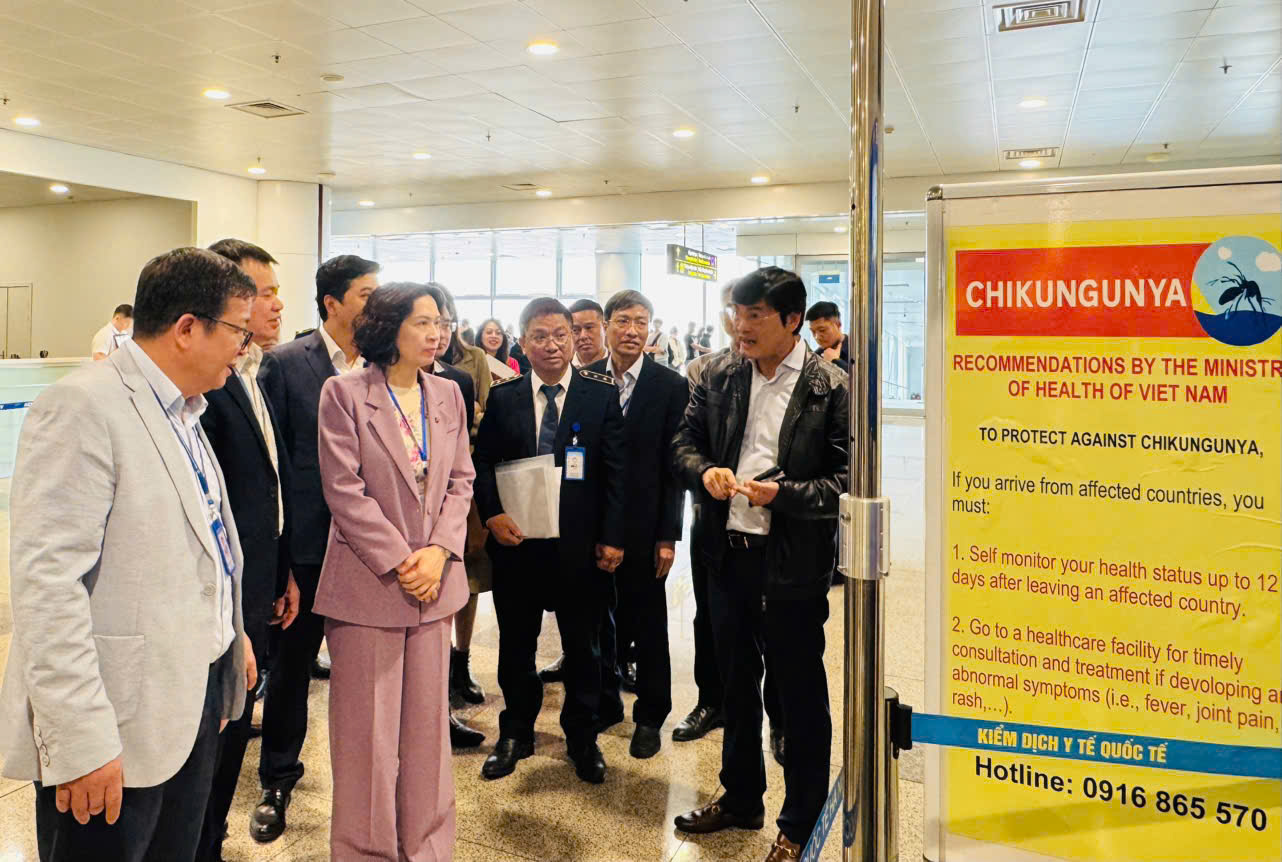 Bộ Y tế đề nghị tăng cường phối hợp truyền thông phòng, chống dịch tại cửa khẩu dịp Tết- Ảnh 2.