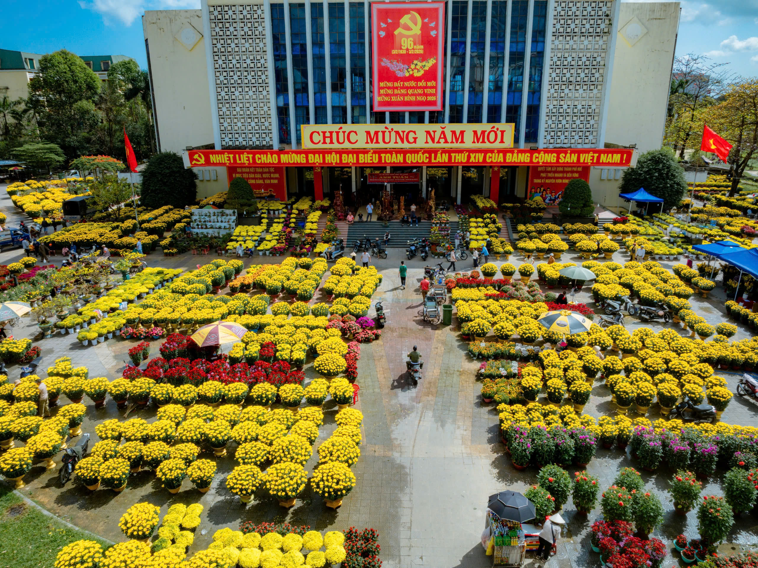 Ngắm linh vật ngựa tại Hội Xuân Huế 2026- Ảnh 10.