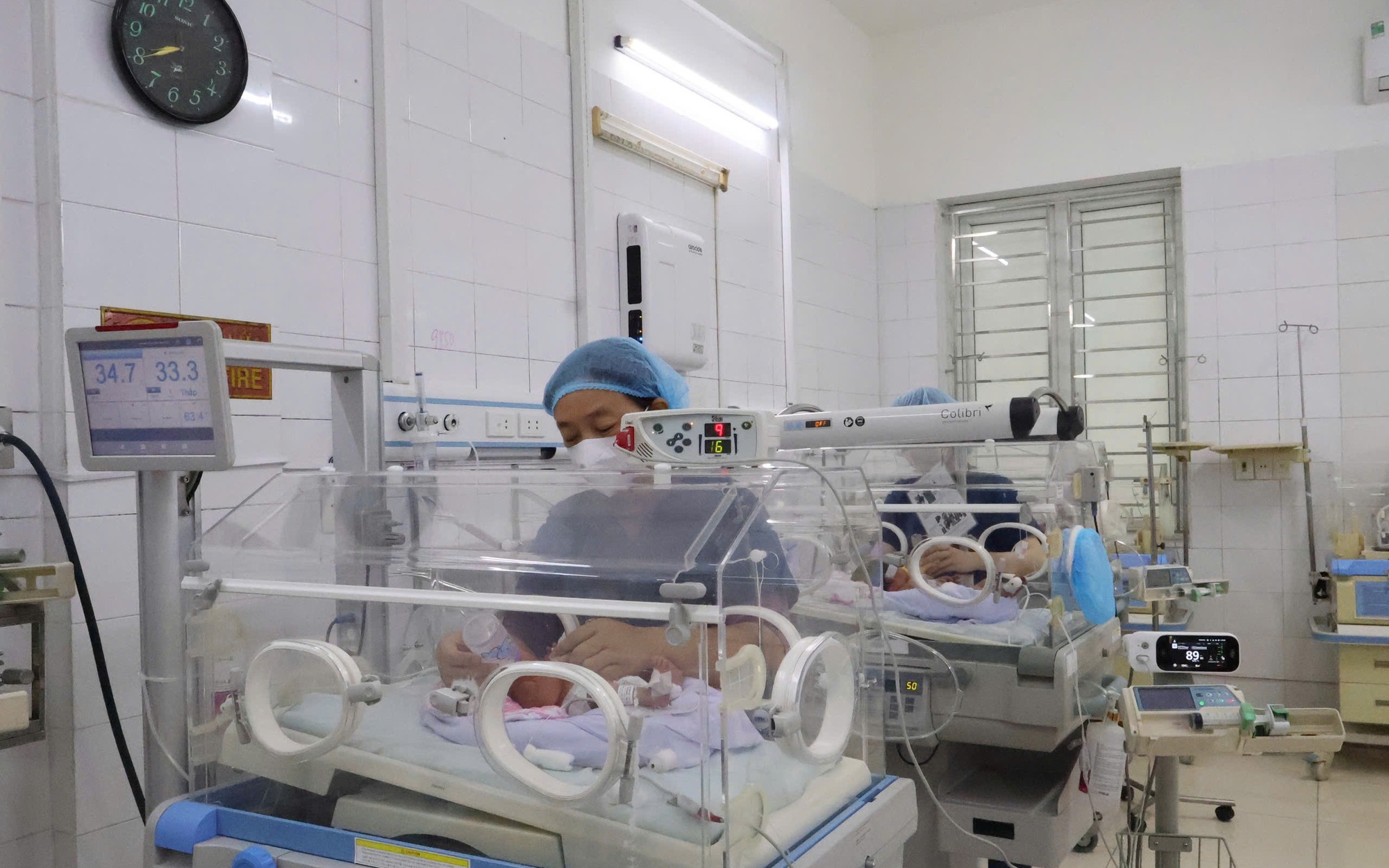 Tết không nghỉ trong phòng chạy thận- Ảnh 3.