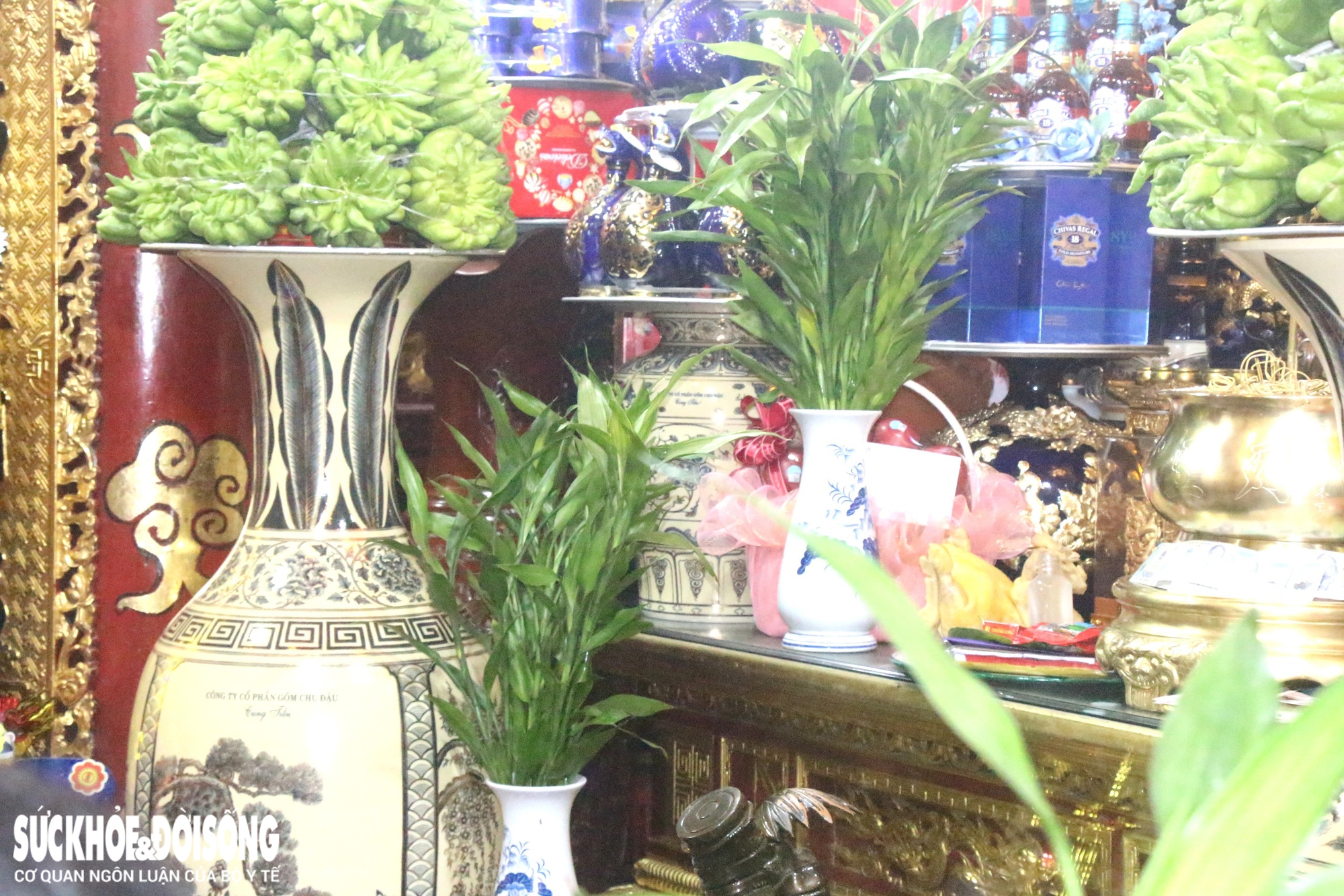 Chuyện chưa biết về xin lộc đêm Giao thừa ở ngôi đền thiêng thờ thần rắn- Ảnh 11.