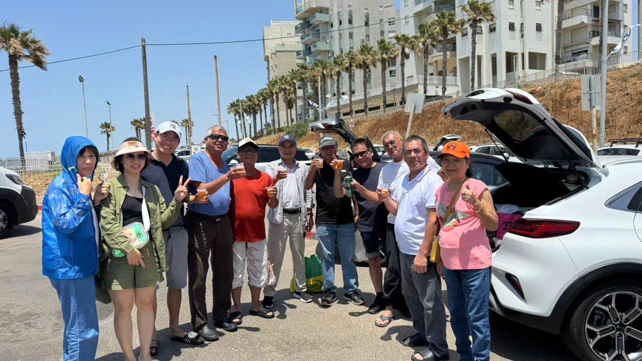 Góc biển Bat Yam và cuộc hẹn Chủ nhật của những người Việt xa xứ- Ảnh 1.