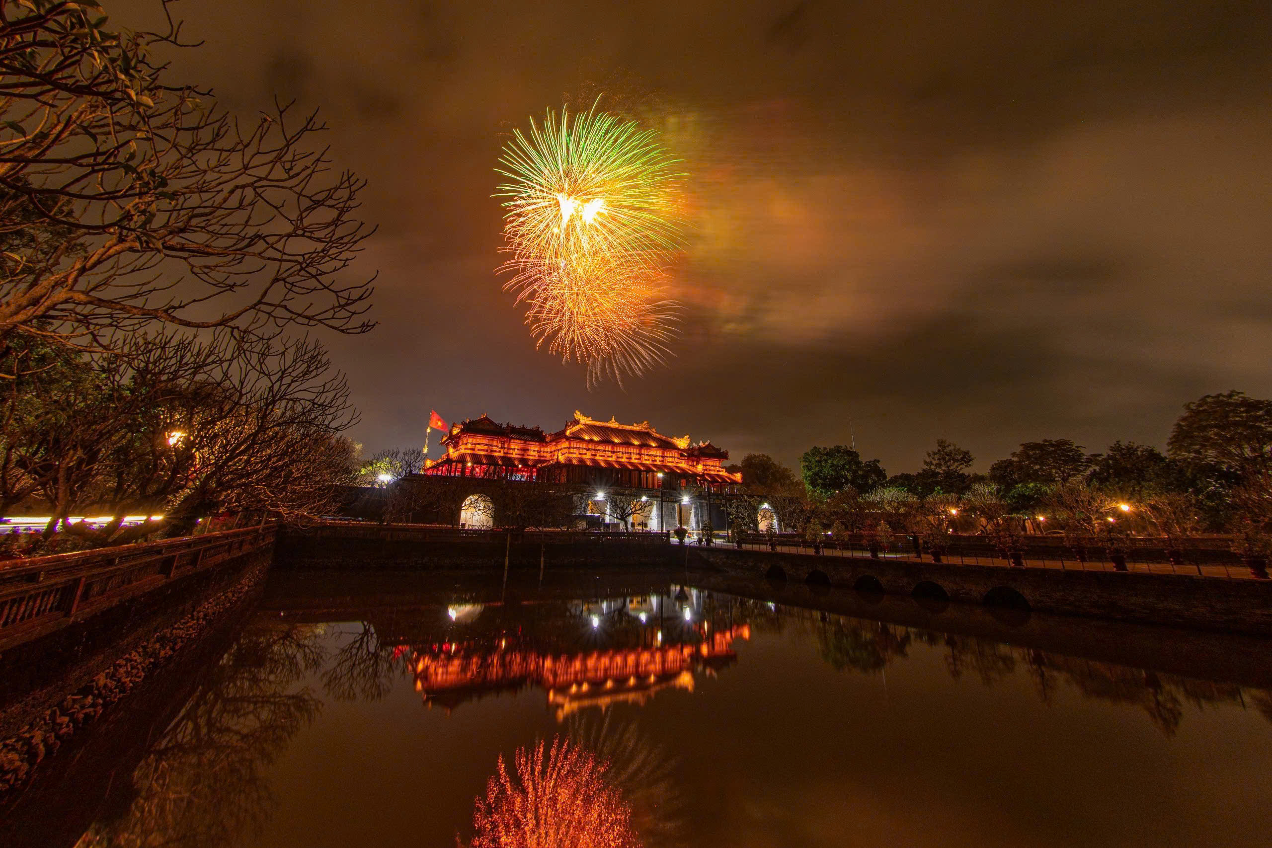 Du xuân hoàng cung, trải nghiệm hái lộc đầu năm giữa không gian di sản Huế- Ảnh 10.