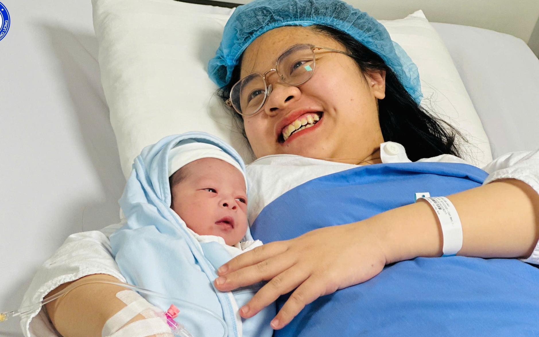 2.000 trẻ sơ sinh chào đời trong ngày mùng 2 Tết Bính Ngọ- Ảnh 2. 2.000 trẻ sơ sinh chào đời trong ngày mùng 2 Tết Bính Ngọ- Ảnh 2.