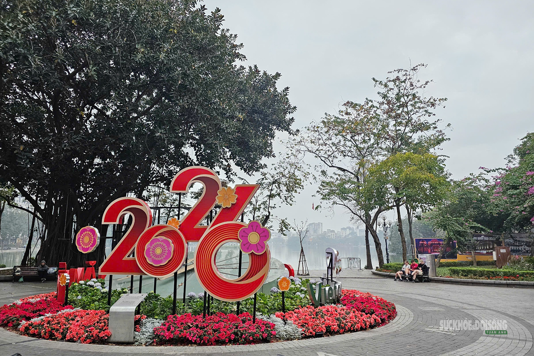 Hà Nội mùng 1 Tết: Bình yên trong nhịp thở đầu Xuân- Ảnh 6. Hà Nội mùng 1 Tết: Bình yên trong nhịp thở đầu Xuân- Ảnh 6.