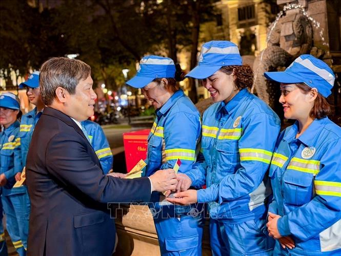 Xuân của những ca trực xuyên giao thừa- Ảnh 3.