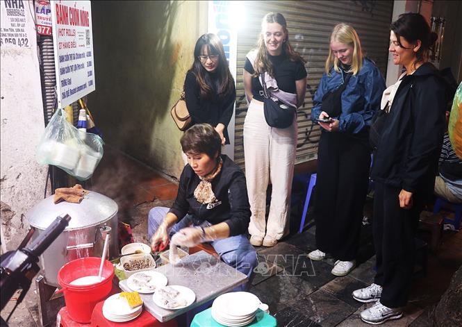 Việt Nam được bình chọn là điểm đến 'rẻ nhất thế giới'- Ảnh 1. Việt Nam được bình chọn là điểm đến 'rẻ nhất thế giới'- Ảnh 1.