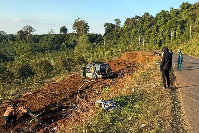 Mùng 3 Tết xảy ra 47 vụ tai nạn giao thông khiến 35 người tử vong- Ảnh 2. Mùng 3 Tết xảy ra 47 vụ tai nạn giao thông khiến 35 người tử vong- Ảnh 2.