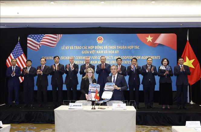 Tổng Bí thư chứng kiến lễ ký và trao các thoả thuận hợp tác giữa Việt Nam và Hoa Kỳ- Ảnh 4.