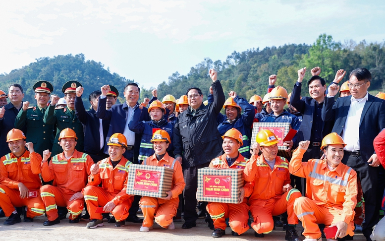 Thủ tướng: Tăng tốc hoàn thành cao tốc Đồng Đăng - Trà Lĩnh trước 30/4