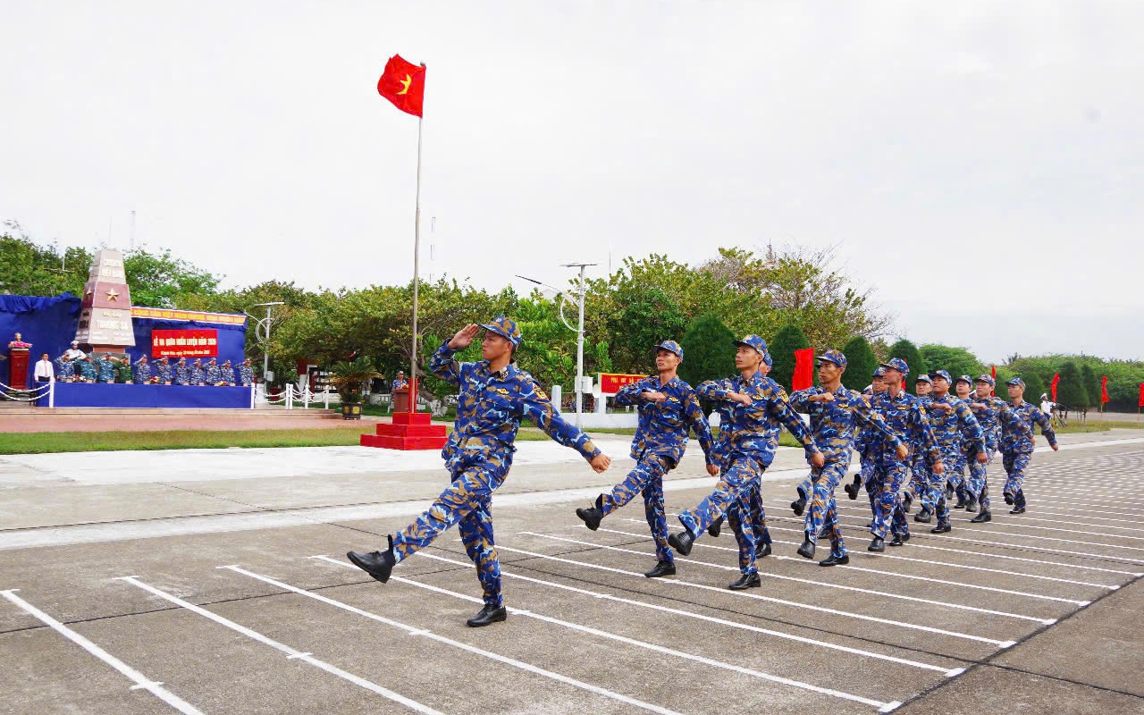 Vùng 3 Hải quân sôi nổi ra quân huấn luyện chiến đấu năm 2026- Ảnh 4.