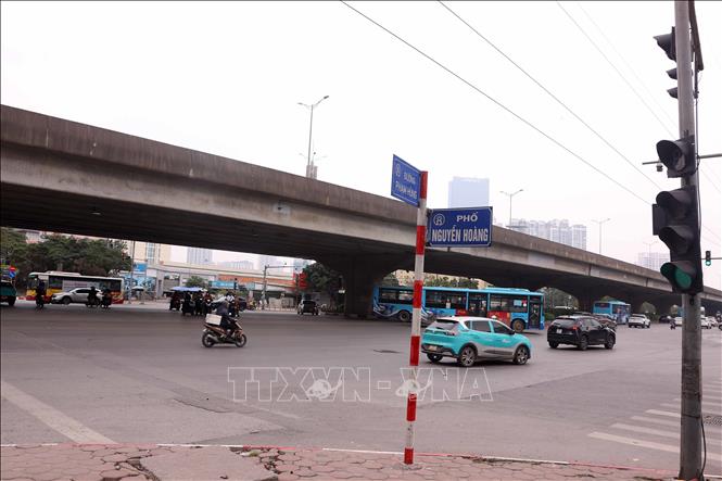 Giao thông Thủ đô Hà Nội thông thoáng trong ngày mùng 5 Tết- Ảnh 1. Giao thông Thủ đô Hà Nội thông thoáng trong ngày mùng 5 Tết- Ảnh 1.