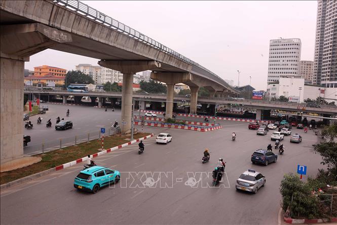 Giao thông Thủ đô Hà Nội thông thoáng trong ngày mùng 5 Tết- Ảnh 3. Giao thông Thủ đô Hà Nội thông thoáng trong ngày mùng 5 Tết- Ảnh 3.