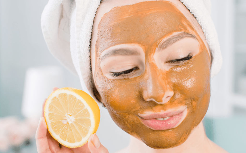 Công thức làm mặt nạ trắng da từ cam quýt dư sau Tết