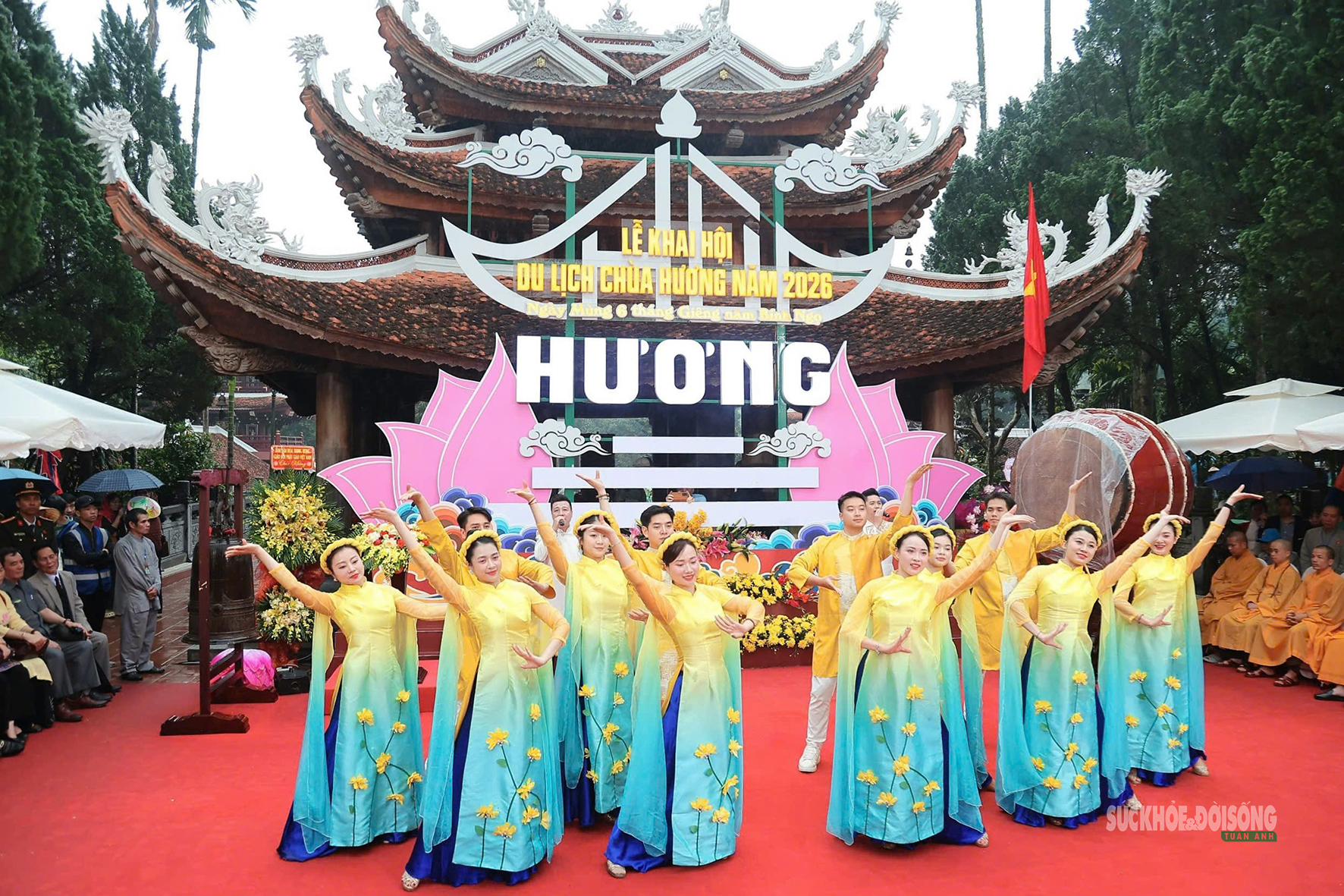 Lễ hội Chùa Hương - Lễ hội lớn nhất miền Bắc chính thức khai hội- Ảnh 7. Lễ hội Chùa Hương - Lễ hội lớn nhất miền Bắc chính thức khai hội- Ảnh 7.