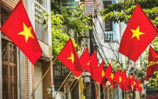 Bộ Nội vụ nói gì trước thông tin lan truyền nghỉ lễ Giỗ Tổ, 30/4–1/5 kéo dài 9 ngày?- Ảnh 2.