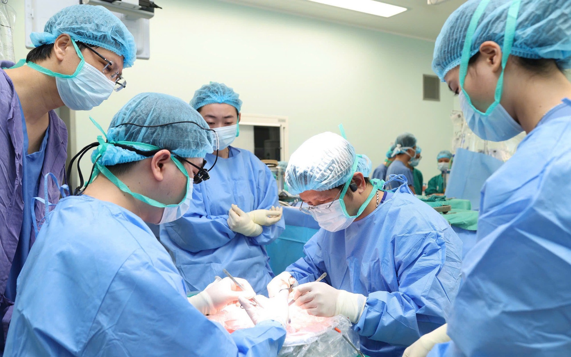 Người giữ lửa hy vọng cho phụ nữ ‘mang án’ ung thư- Ảnh 5.