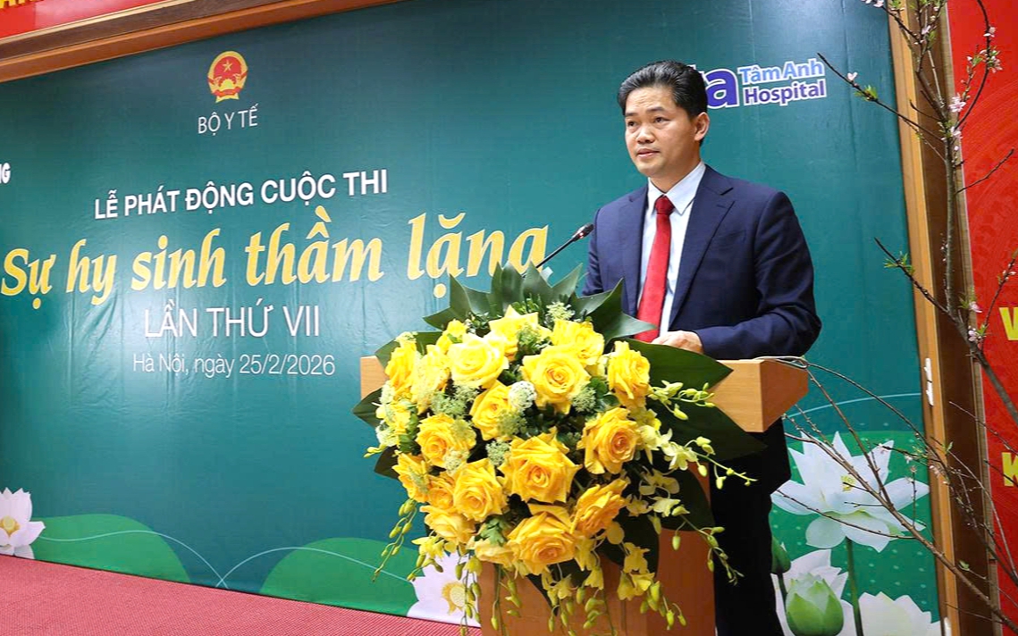Nhà văn Nguyễn Quang Thiều: ‘Sự hy sinh thầm lặng’ tôn vinh thầy thuốc, ‘nhắn’ bệnh nhân đừng tuyệt vọng- Ảnh 2.