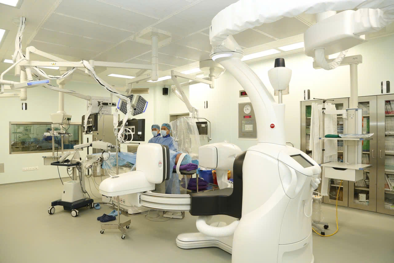 Bệnh viện Trung ương Quân đội 108: Khẳng định vị thế y học chuyên sâu và giữ vững y đức- Ảnh 3.