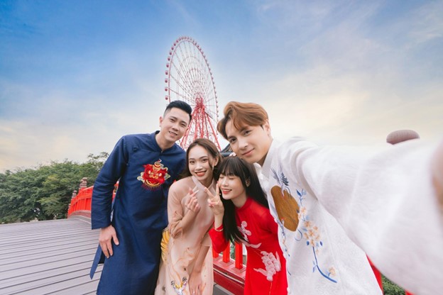 Du lịch Tết Bính Ngọ 2026: Những kỷ lục mới và những con số ấn tượng- Ảnh 4. Du lịch Tết Bính Ngọ 2026: Những kỷ lục mới và những con số ấn tượng- Ảnh 4.