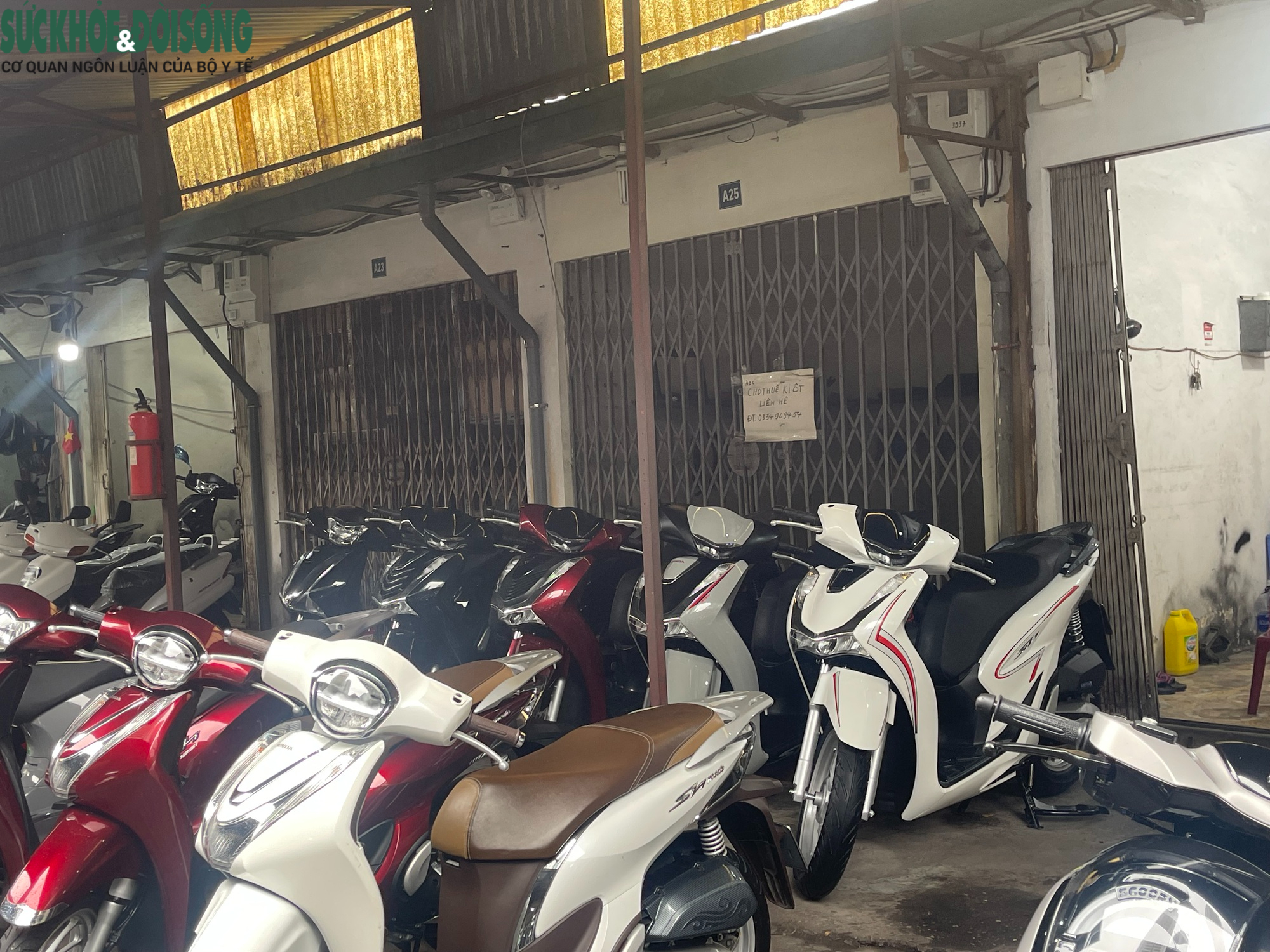 Chợ xe máy cũ chùa Hà đìu hiu đầu năm: Hàng trăm xe xếp kín, vắng bóng khách mua- Ảnh 3. Chợ xe máy cũ chùa Hà đìu hiu đầu năm: Hàng trăm xe xếp kín, vắng bóng khách mua- Ảnh 3.