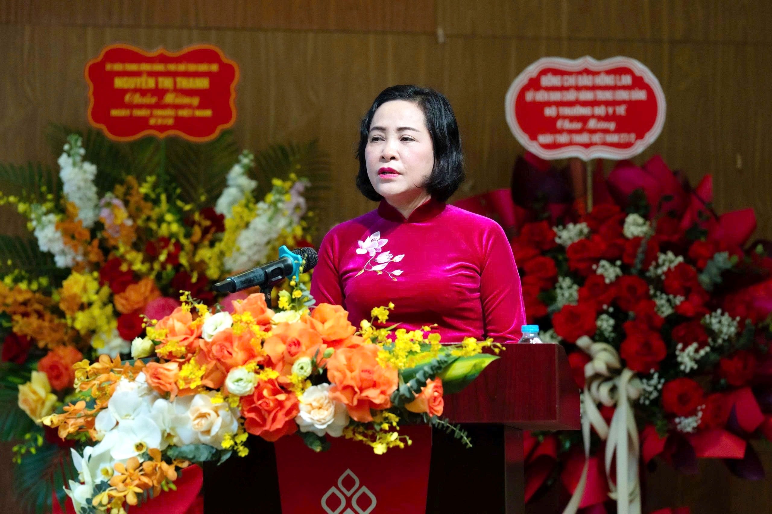 Phó Chủ tịch Quốc hội thăm, chúc mừng Viện Huyết học - Truyền máu Trung ương và Bệnh viện E- Ảnh 1. Phó Chủ tịch Quốc hội thăm, chúc mừng Viện Huyết học - Truyền máu Trung ương và Bệnh viện E- Ảnh 1.