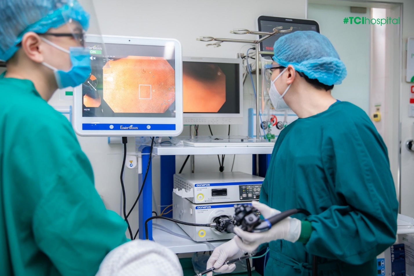 Mẹo hay tiết kiệm thời gian khi nội soi dạ dày - đại tràng