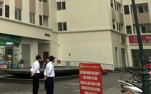 Hà Nội: Nam thanh niên rơi từ tầng cao chung cư Thanh Hà tử vong- Ảnh 2. Hà Nội: Nam thanh niên rơi từ tầng cao chung cư Thanh Hà tử vong- Ảnh 2.