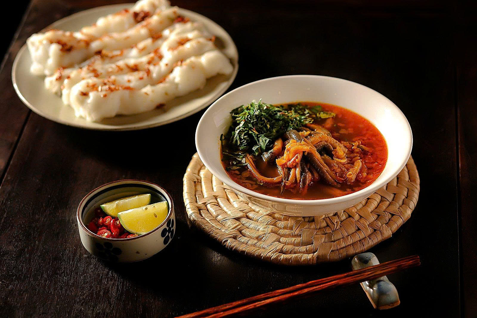 Lươn xứ Nghệ: Từ món ăn dân gian thành di sản ẩm thực quốc gia- Ảnh 1. Lươn xứ Nghệ: Từ món ăn dân gian thành di sản ẩm thực quốc gia- Ảnh 1.