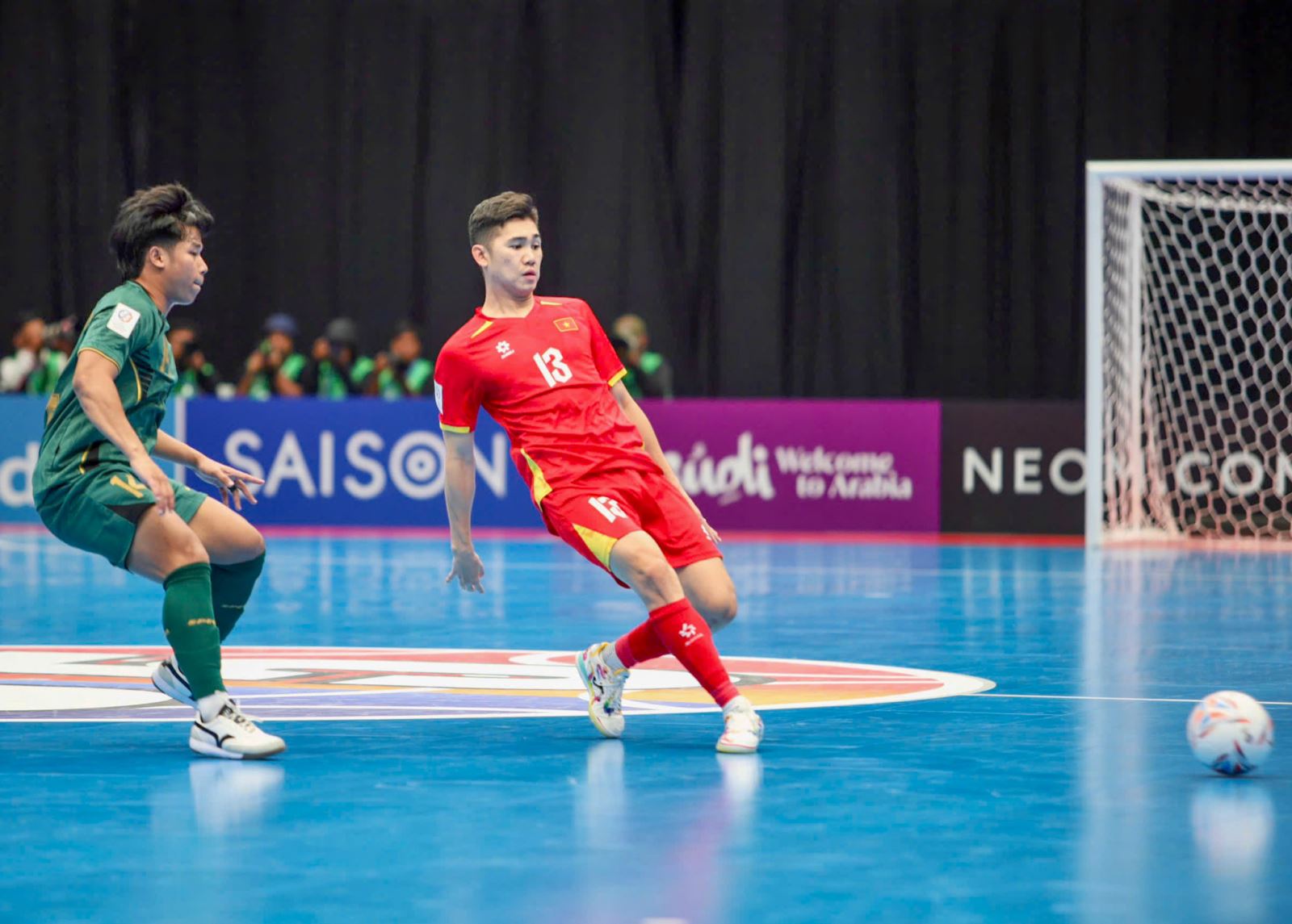 VCK Futsal châu Á 2026: Thua sát nút chủ nhà, đội tuyển Việt Nam dừng bước tại Tứ kết- Ảnh 1.