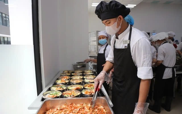 TPHCM sẵn sàng đáp ứng nhu cầu cấp cứu, khám chữa bệnh dịp Tết Nguyên đán- Ảnh 2.