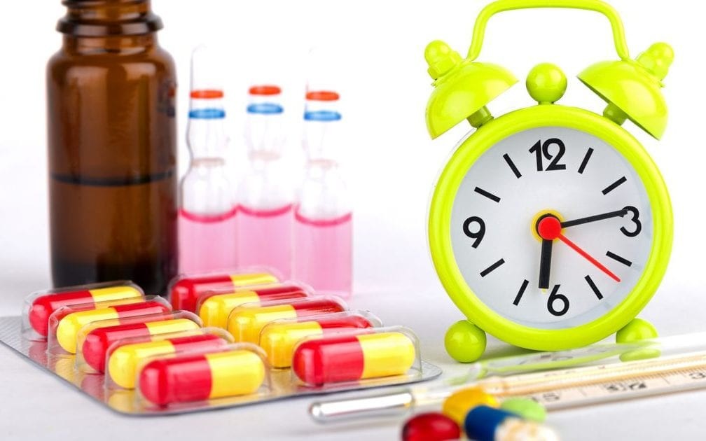 uong thuoc 1 1740022439451510535884 0 0 630 1008 crop 17702090526041119025721