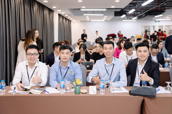 Trần Văn Bình - Khi bất động sản và dược phẩm đặt ra hai yêu cầu khác nhau cho người lãnh đạo- Ảnh 2.