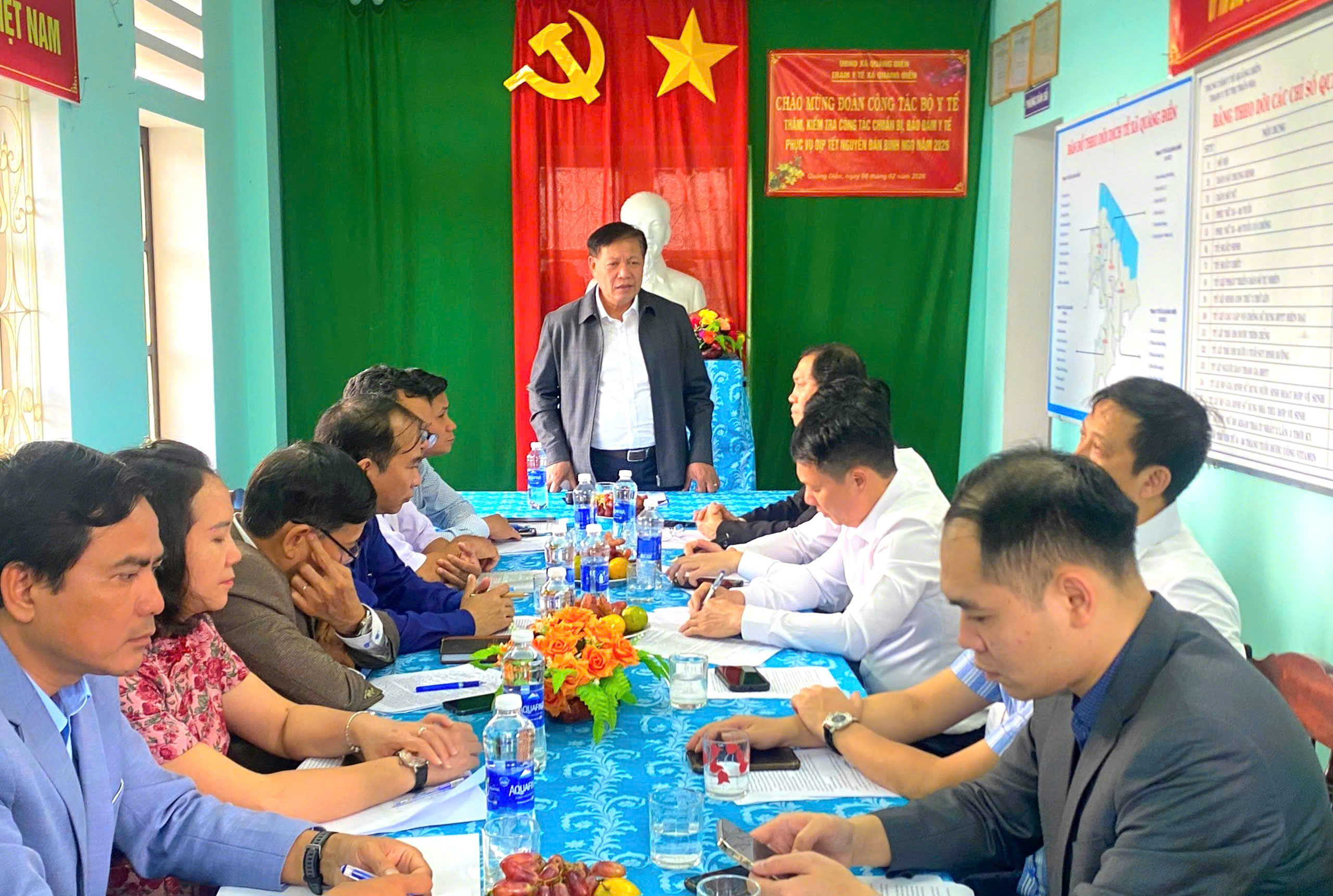 Thứ trưởng Bộ Y tế Đỗ Xuân Tuyên kiểm tra công tác bảo đảm y tế dịp Tết Nguyên đán tại Huế- Ảnh 5. Thứ trưởng Bộ Y tế Đỗ Xuân Tuyên kiểm tra công tác bảo đảm y tế dịp Tết Nguyên đán tại Huế- Ảnh 5.