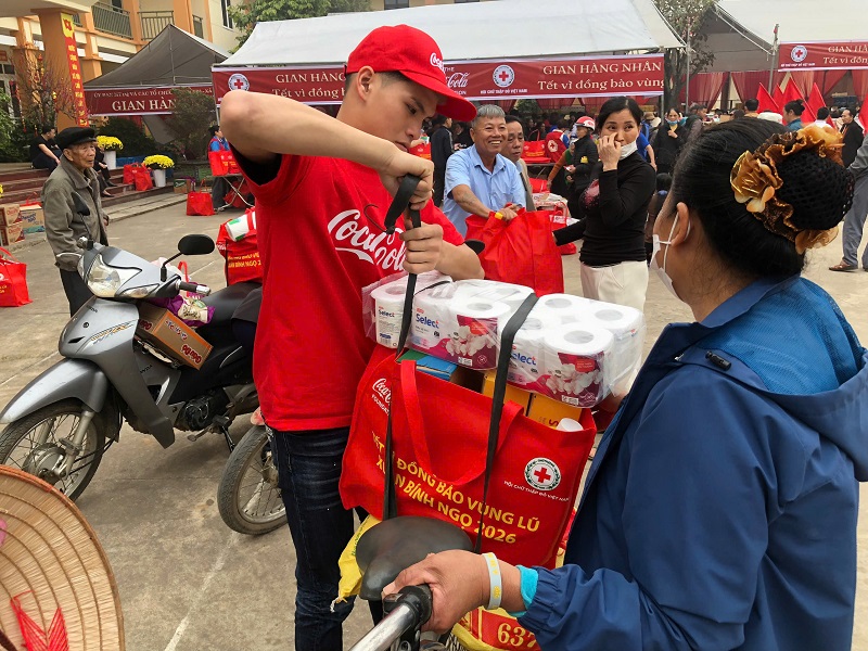 6,7 tỷ đồng cho Tết Nhân ái – Tết vì đồng bào vùng lũ- Ảnh 2.