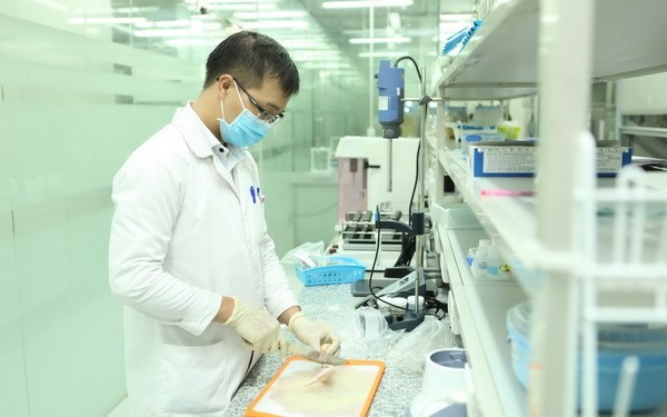 Bộ Y tế đề nghị siết kiểm nghiệm, tăng giám sát sản phẩm sữa, dinh dưỡng cho trẻ- Ảnh 2. Bộ Y tế công bố danh sách mới nhất 27 cơ sở kiểm nghiệm về an toàn thực phẩm