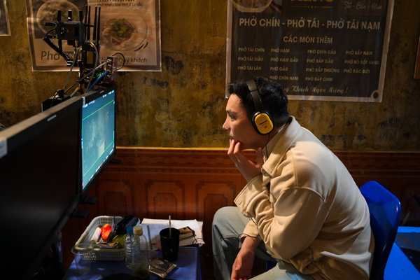 Người đứng đằng sau phim Tết chiếu mùng Một có sự xuất hiện của Xuân Hinh là ai?- Ảnh 2.