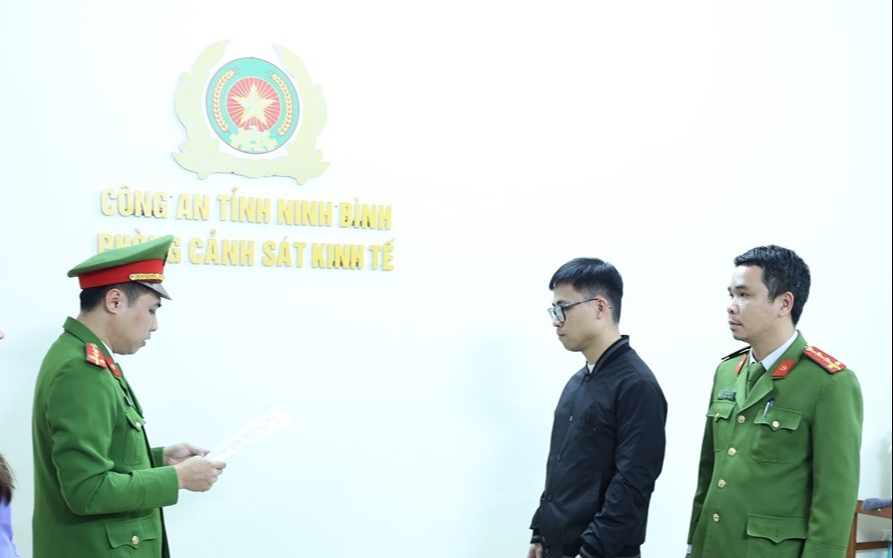 Triệt phá đường dây đánh bạc 900 tỷ đồng do Nguyễn Viết Duy cầm đầu- Ảnh 3.