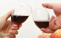 Rượu bia ngày Tết: Nguy cơ tiềm ẩn với người đang dùng thuốc điều trị bệnh mạn tính 1 photo 1770628585361 1770628585678681862653 31 0 164 213 crop 17706286809811829898130