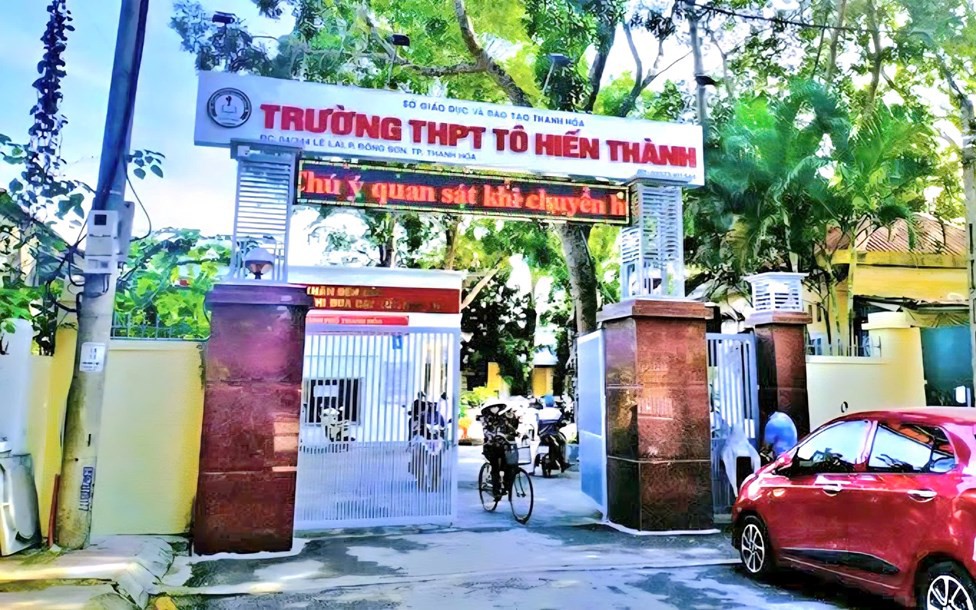 Thanh Hoá: Yêu cầu kiểm điểm, làm rõ mục đích của từng giáo viên trong vụ sửa điểm tại Trường THPT Tô Hiến Thành