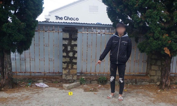 3 thanh thiếu niên bị bắt khi đang trộm xe máy của học sinh- Ảnh 2.