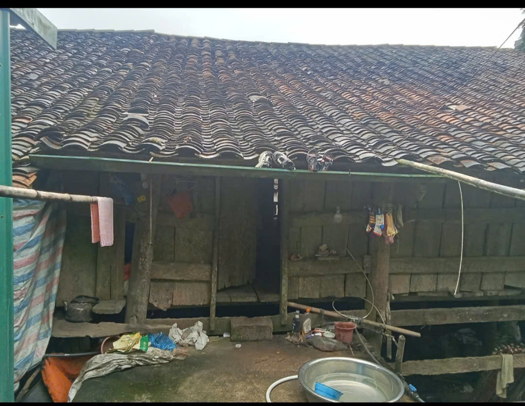 Người đàn ông dân tộc Nùng gặp tai nạn nghiêm trọng cần giúp đỡ- Ảnh 4. Người đàn ông dân tộc Nùng gặp tai nạn nghiêm trọng cần giúp đỡ- Ảnh 4.