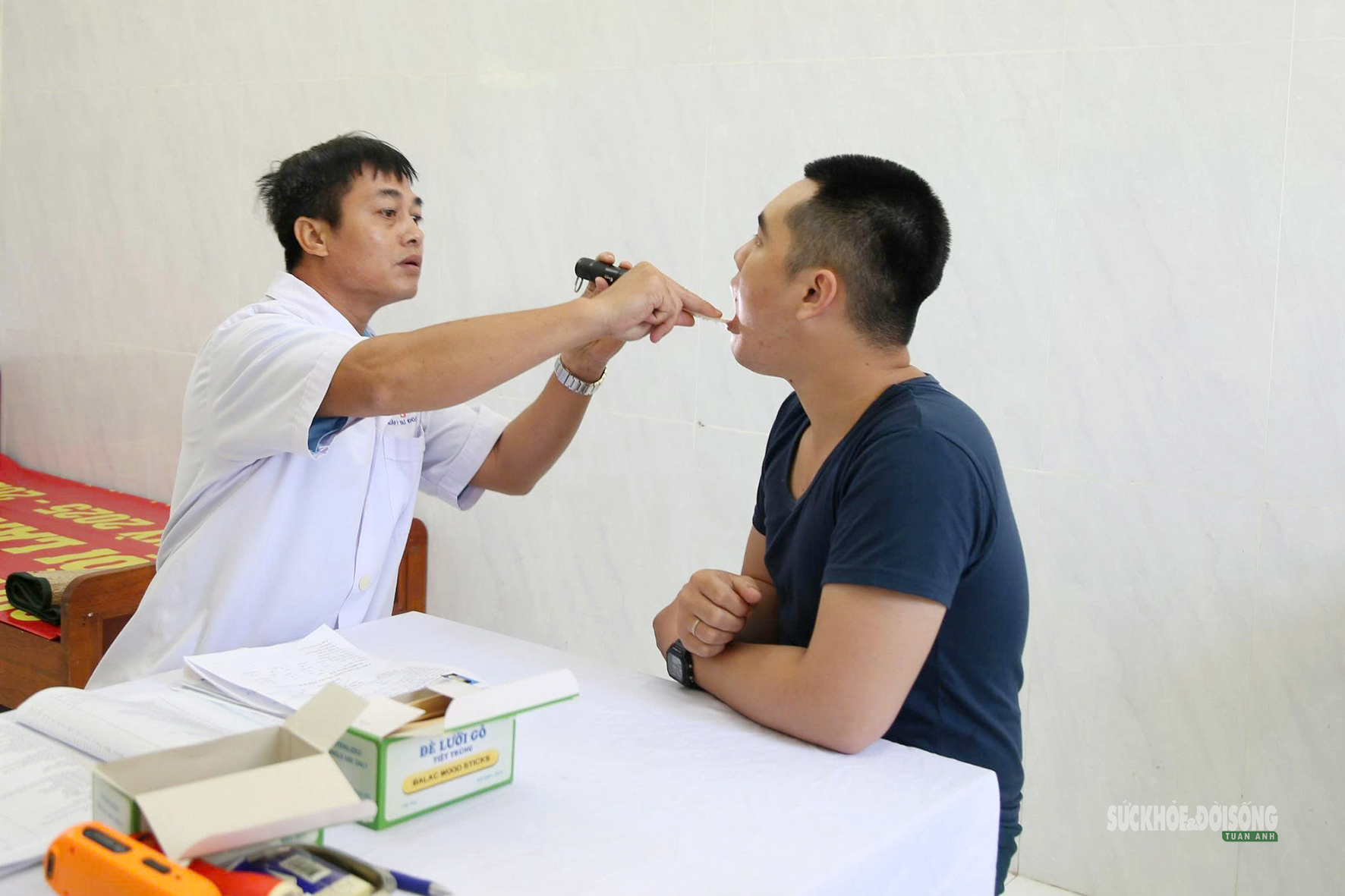 Bảo đảm công tác y tế, chăm sóc sức khoẻ cho chiến sĩ mới ngay từ đầu mùa huấn luyện- Ảnh 2.