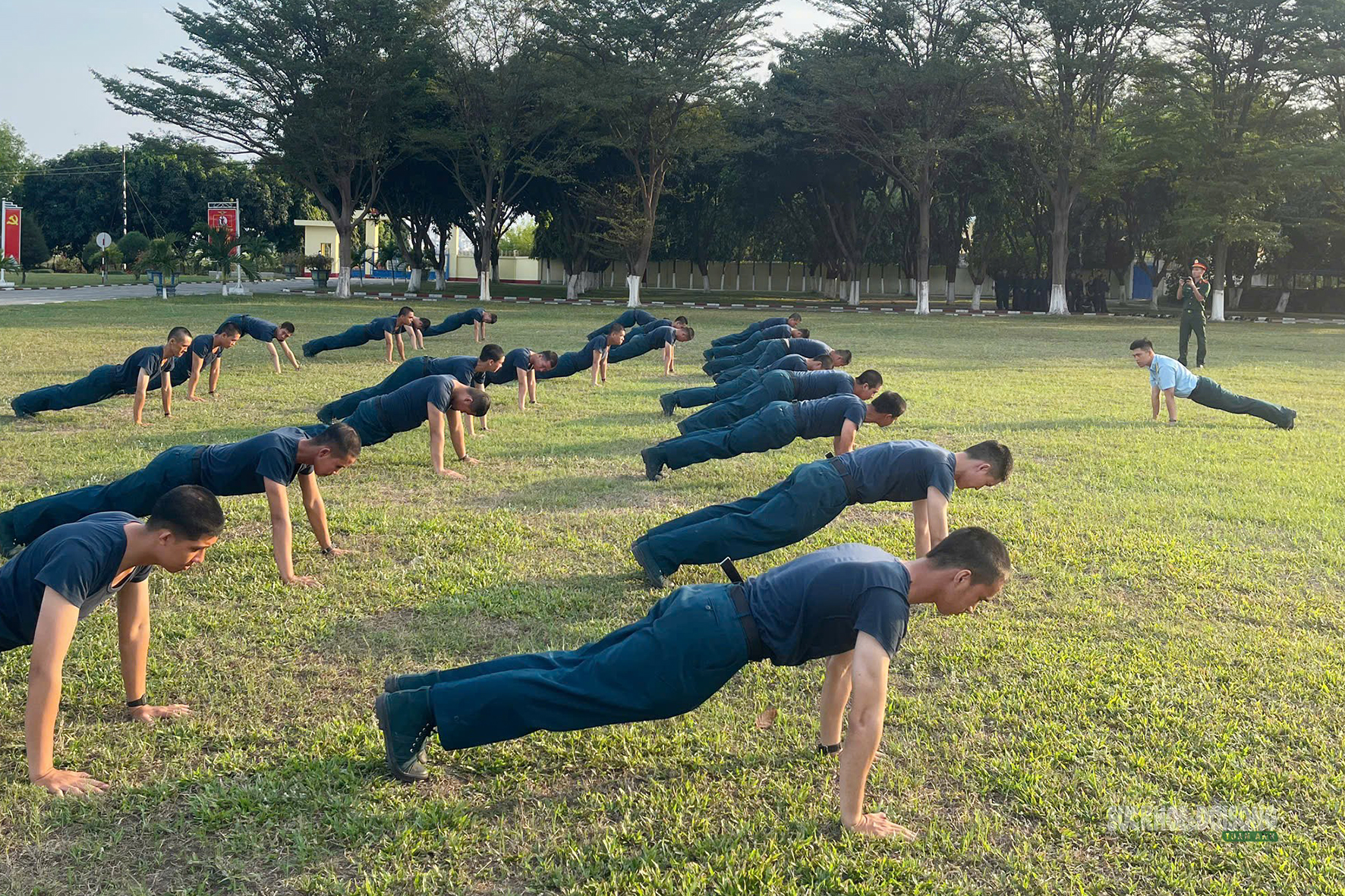 'Check-in' mọi ngóc ngách nơi huấn luyện tân binh ở Sư đoàn Phòng không 367 - Ảnh 8.