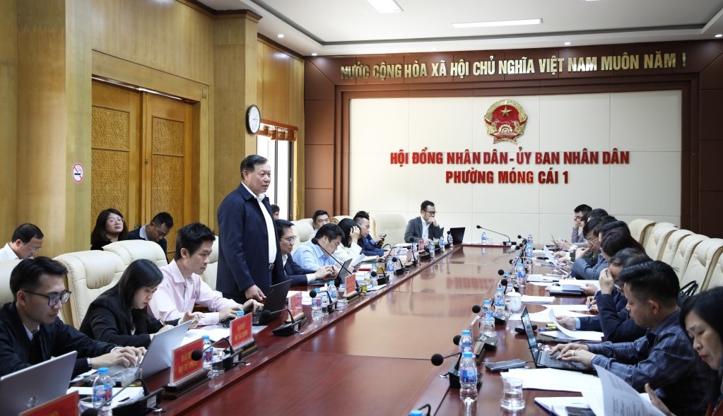 Thứ trưởng Đỗ Xuân Tuyên kiểm tra việc chuẩn bị triển khai quy định mới về an toàn thực phẩm tại Cửa khẩu Quốc tế Móng Cái
- Ảnh 3.