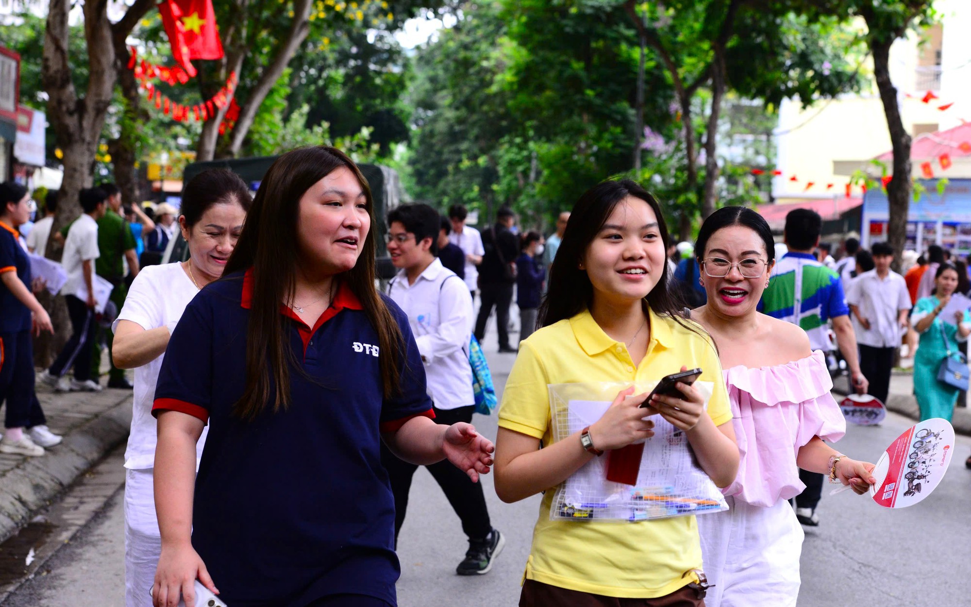 Chiến thuật chọn trường thi vào lớp 10 tại Hà Nội theo quy định mới- Ảnh 2. Hà Nội chốt lịch thi vào lớp 10 năm học 2026-2027