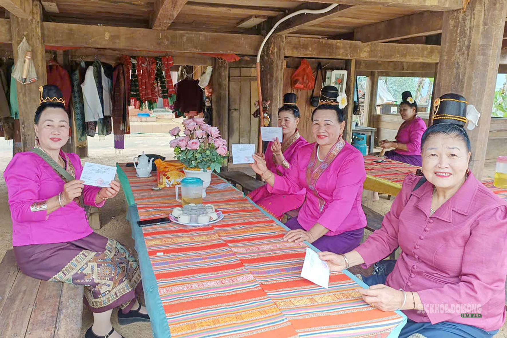 Đồng bào các dân tộc tại Làng Văn hóa háo hức chờ Ngày hội non sông- Ảnh 7. Đồng bào các dân tộc tại Làng Văn hóa háo hức chờ Ngày hội non sông- Ảnh 7.