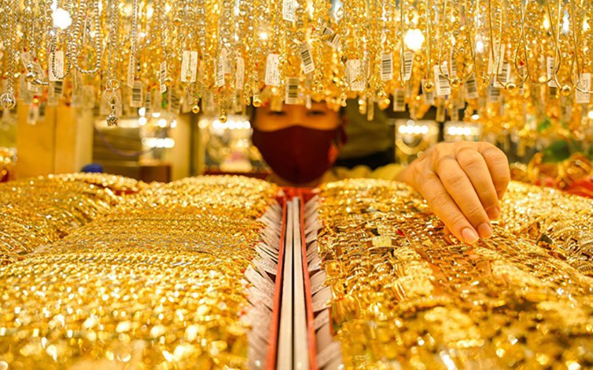 Chốt giá vàng hôm nay ngày 14/3 chưa ngừng giảm cực mạnh- Ảnh 2. Chốt giá vàng hôm nay ngày 13/3 tiếp đà giảm cực mạnh