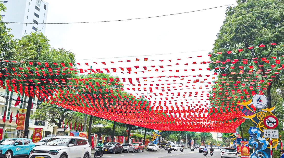 View - Khắp nẻo đường ở Khánh Hòa rộn ràng trước ngày bầu cử