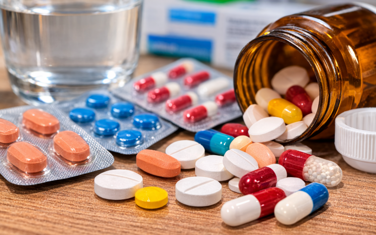 SOS: Thường xuyên dùng thuốc giảm đau có thể dẫn tới tổn thương thận 1 photo 1773461624993 17734616260021919749705 0 0 468 748 crop 177346175913521623583