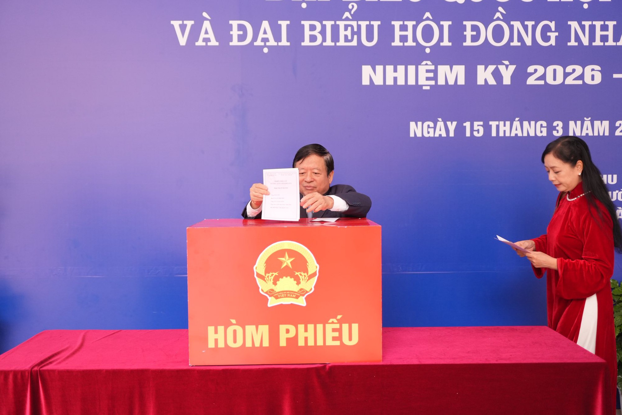 Vợ chồng NSƯT Chiều Xuân gây chú ý- Ảnh 3.